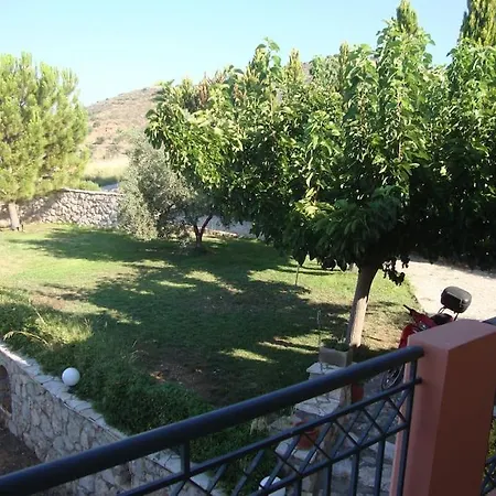 Holiday home σπίτι στη εξοχή *